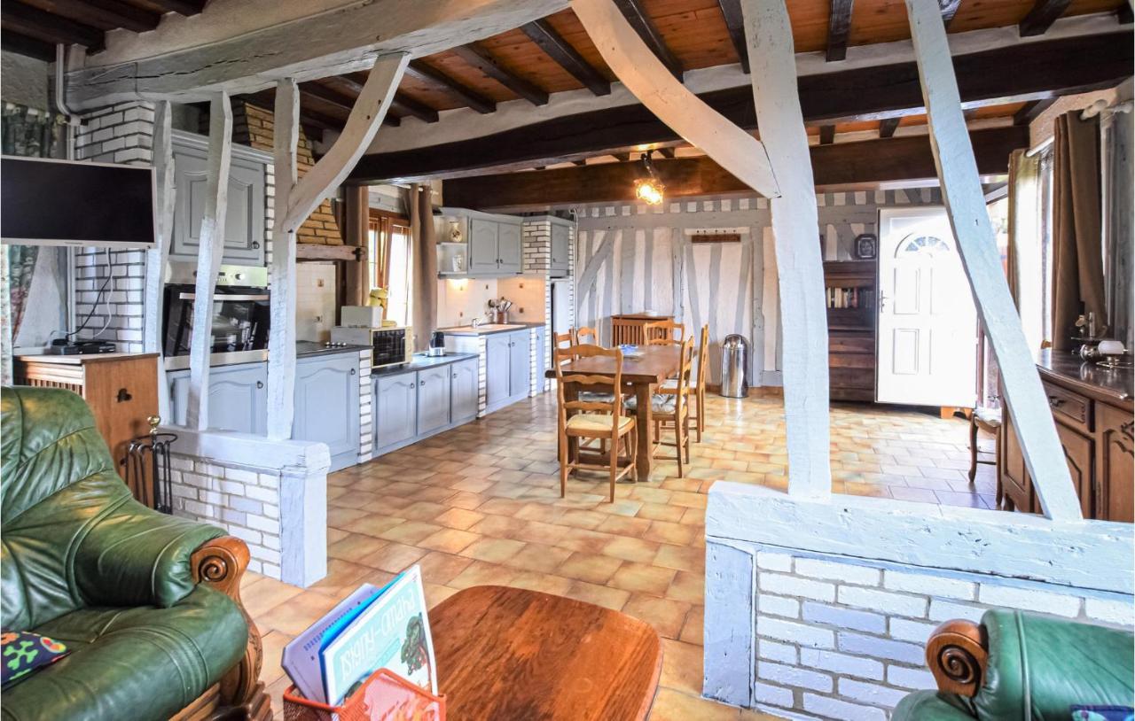 2 Bedroom Lovely Home In Marques 外观 照片